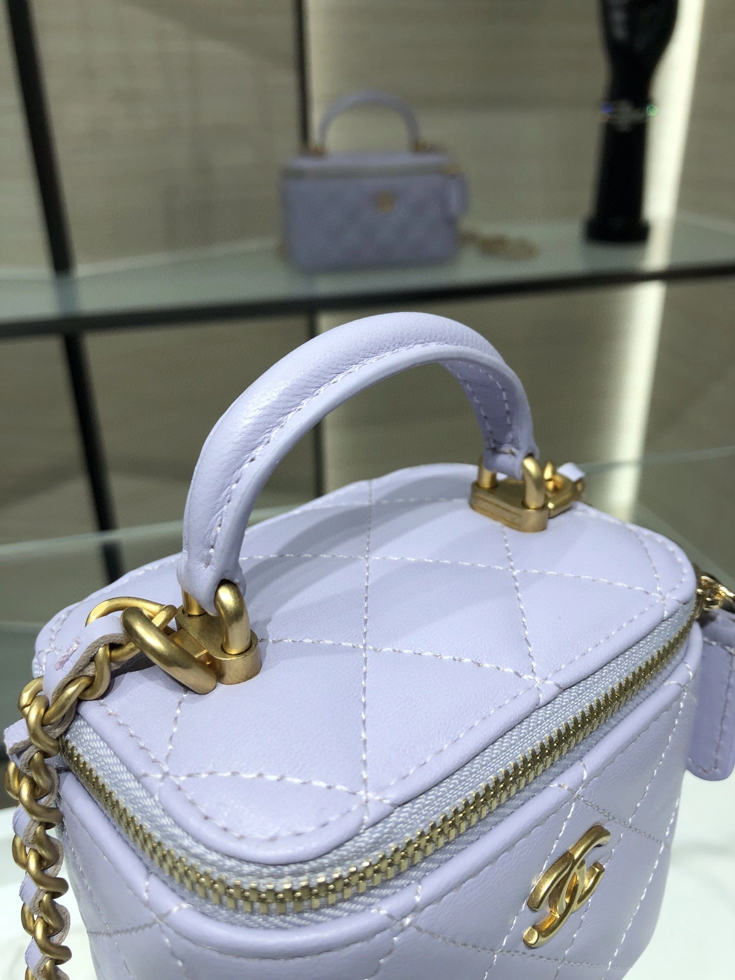 MOMO- AP2198 item : B-B307M1905