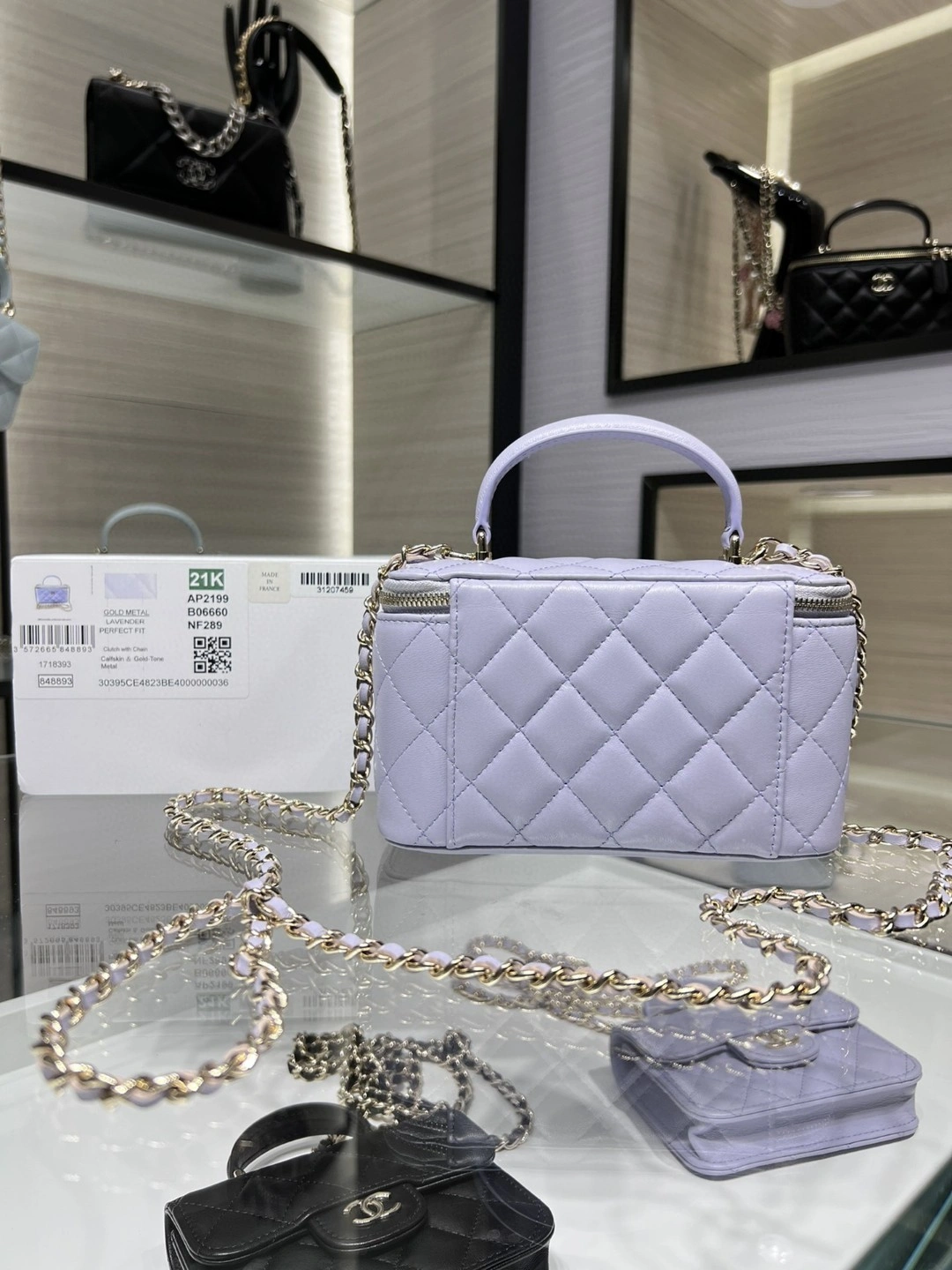 MOMO- AP2199 item : B-B307M1849