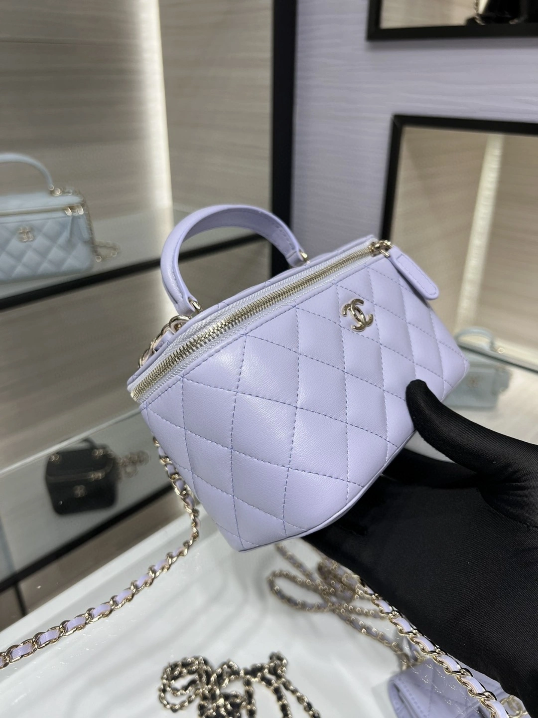 MOMO- AP2199 item : B-B307M1849