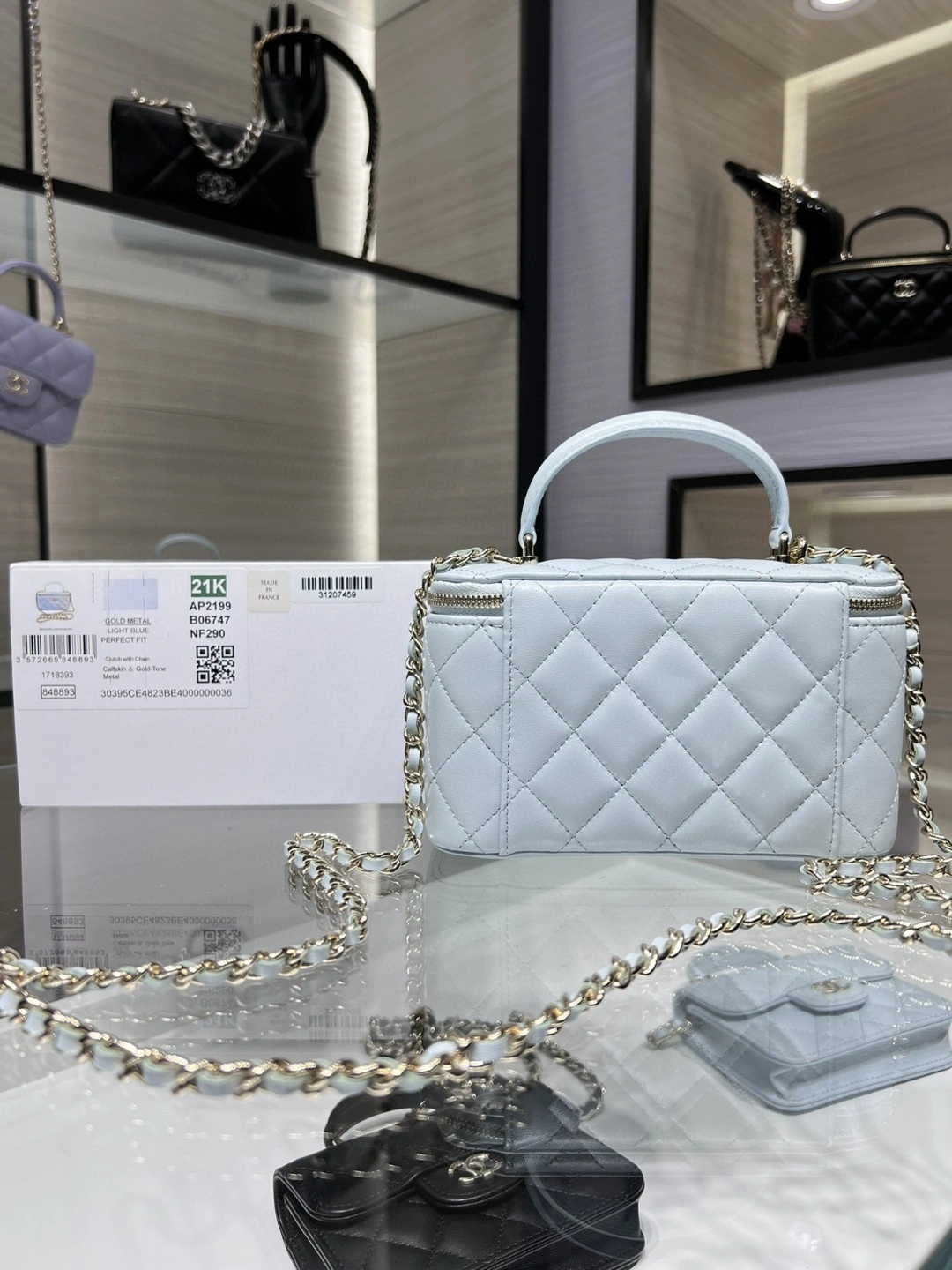 MOMO- AP2199 item : B-B307M1851