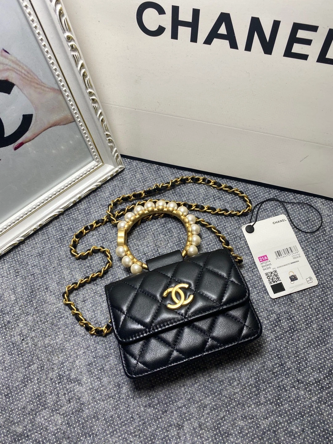 MOMO- AP2274 Lambskin item : B-B00M1841
