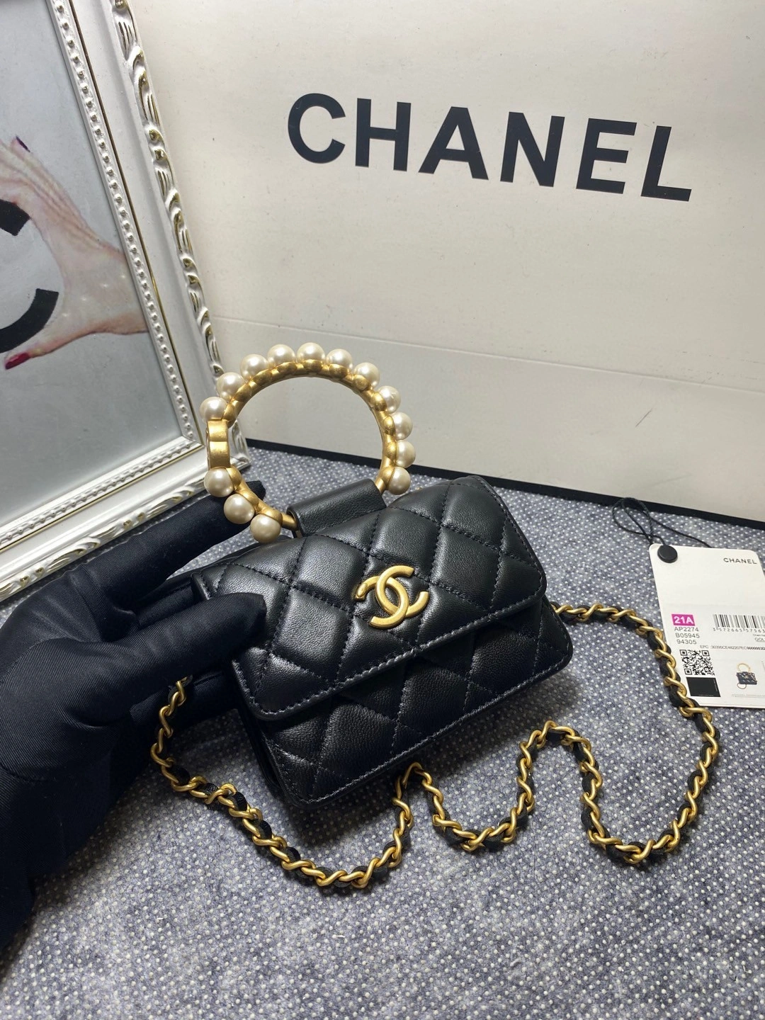 MOMO- AP2274 Lambskin item : B-B00M1841