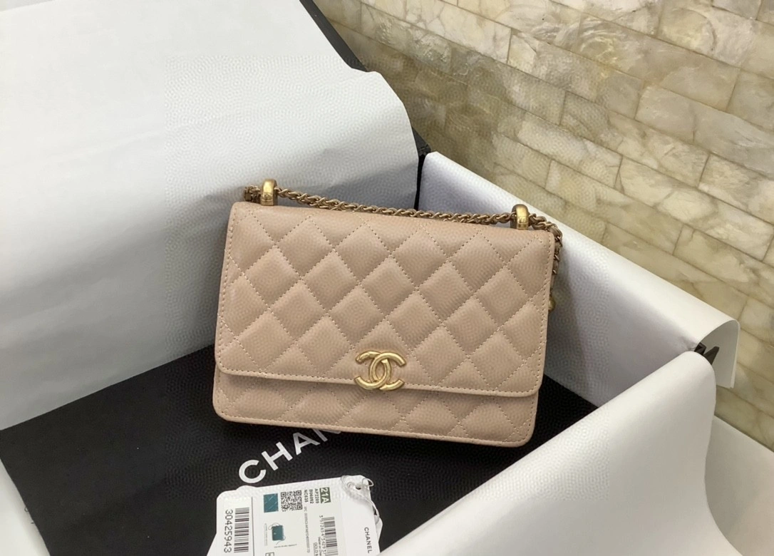 MOMO- AP2289 cowhide Ohanel Woc item : B-B307M1931