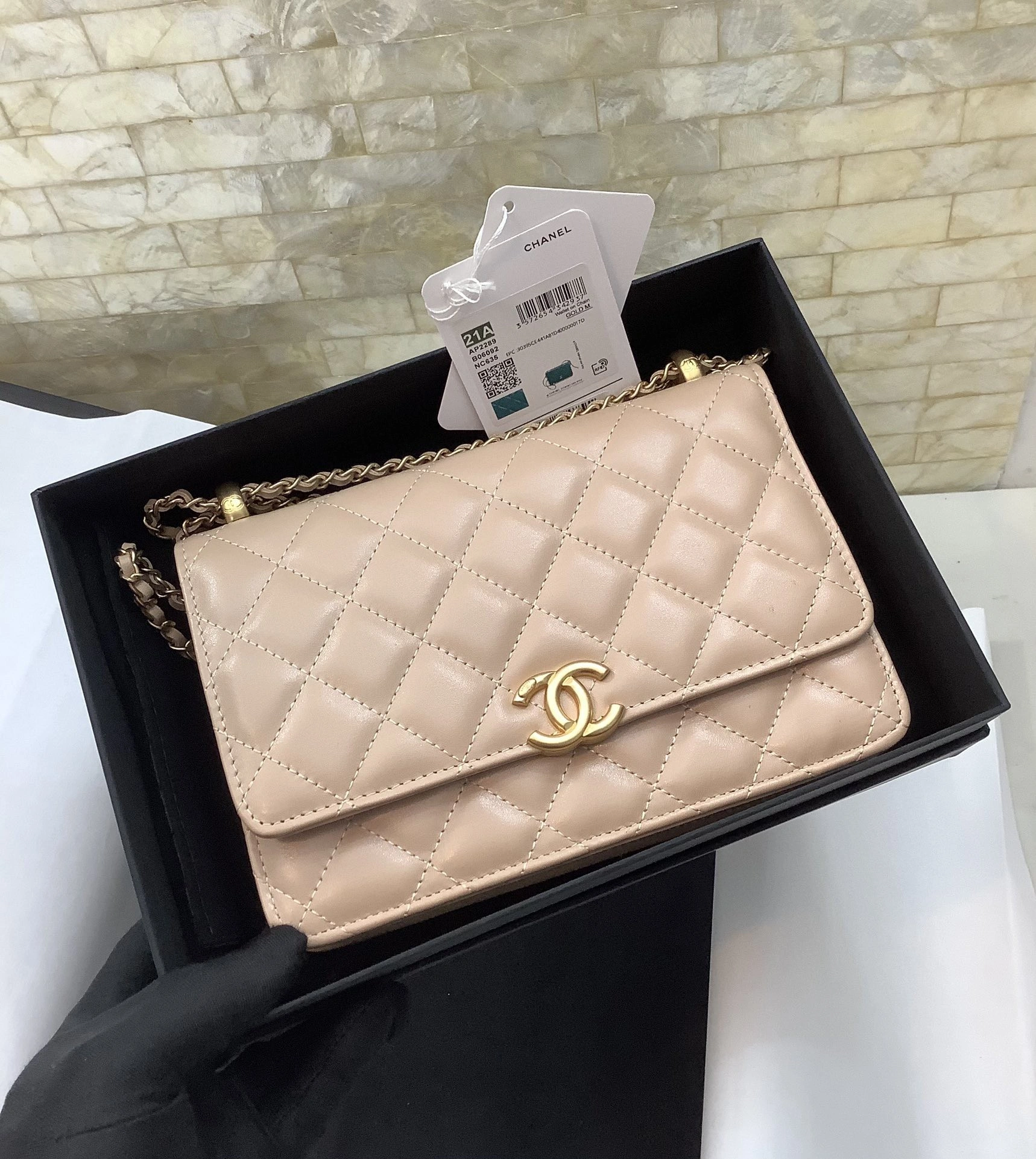MOMO- AP2289 cowhide Ohanel Woc item : B-B307M1931