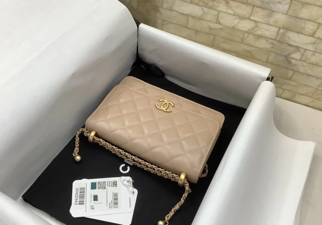 MOMO- AP2289 cowhide Ohanel Woc item : B-B307M1931