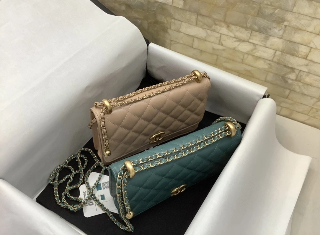 MOMO- AP2289 cowhide Ohanel Woc item : B-B307M1931