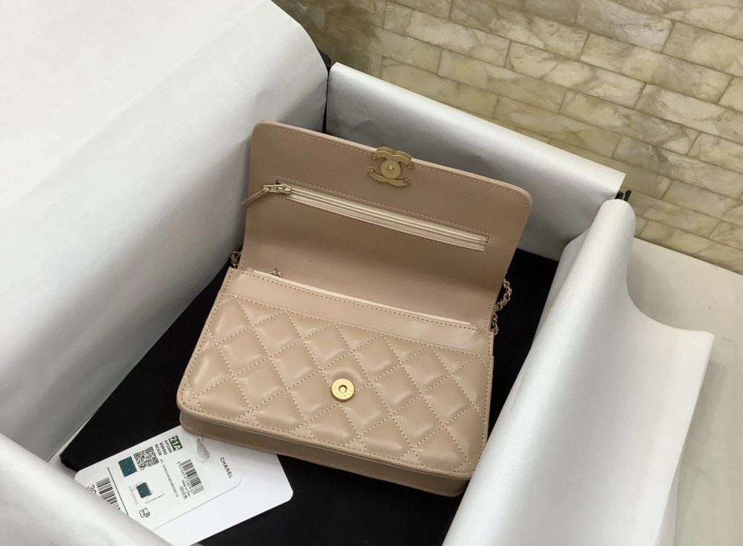 MOMO- AP2289 cowhide Ohanel Woc item : B-B307M1931