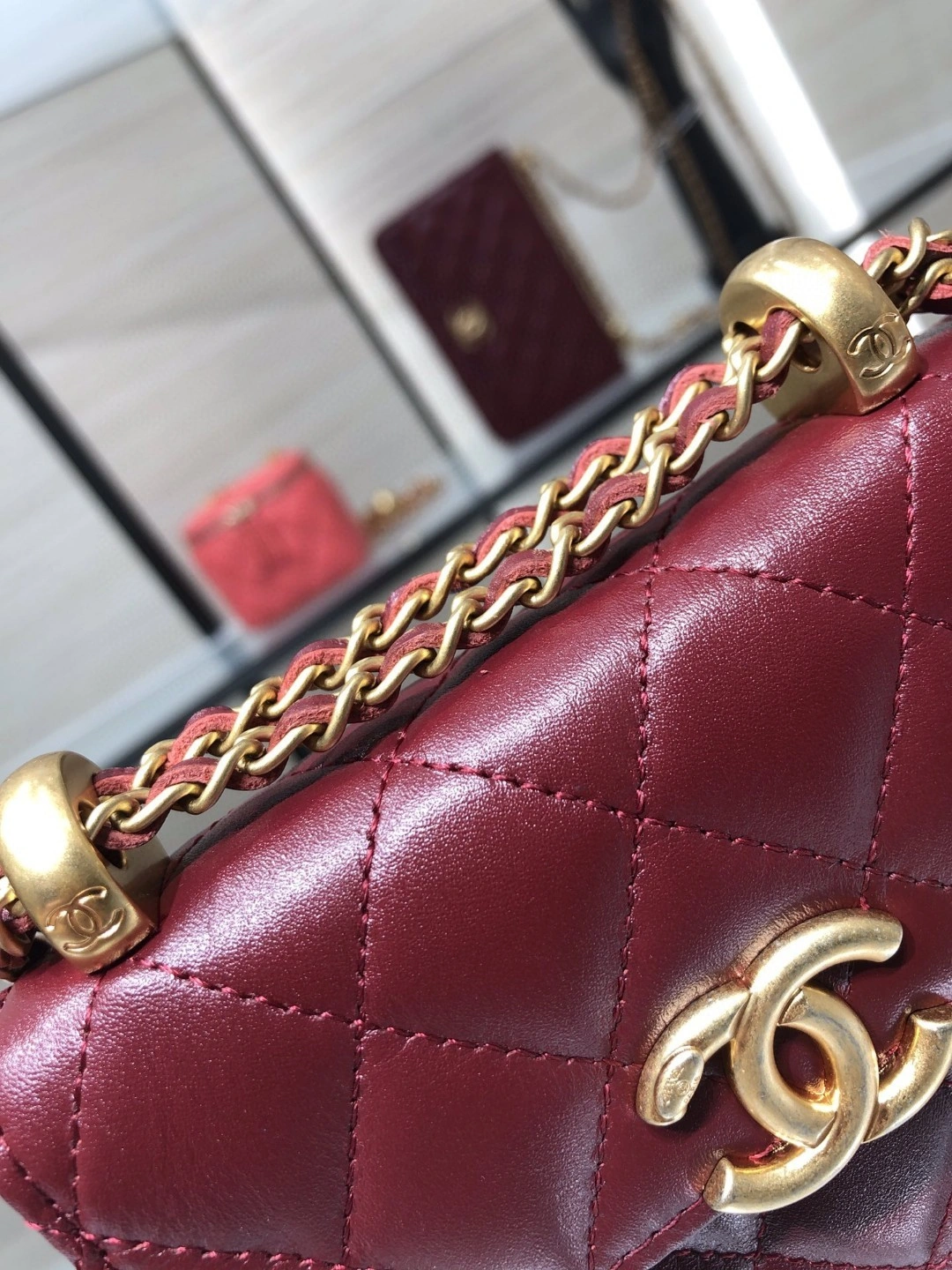 MOMO- AP2290 cowhide item : B-B00M1848