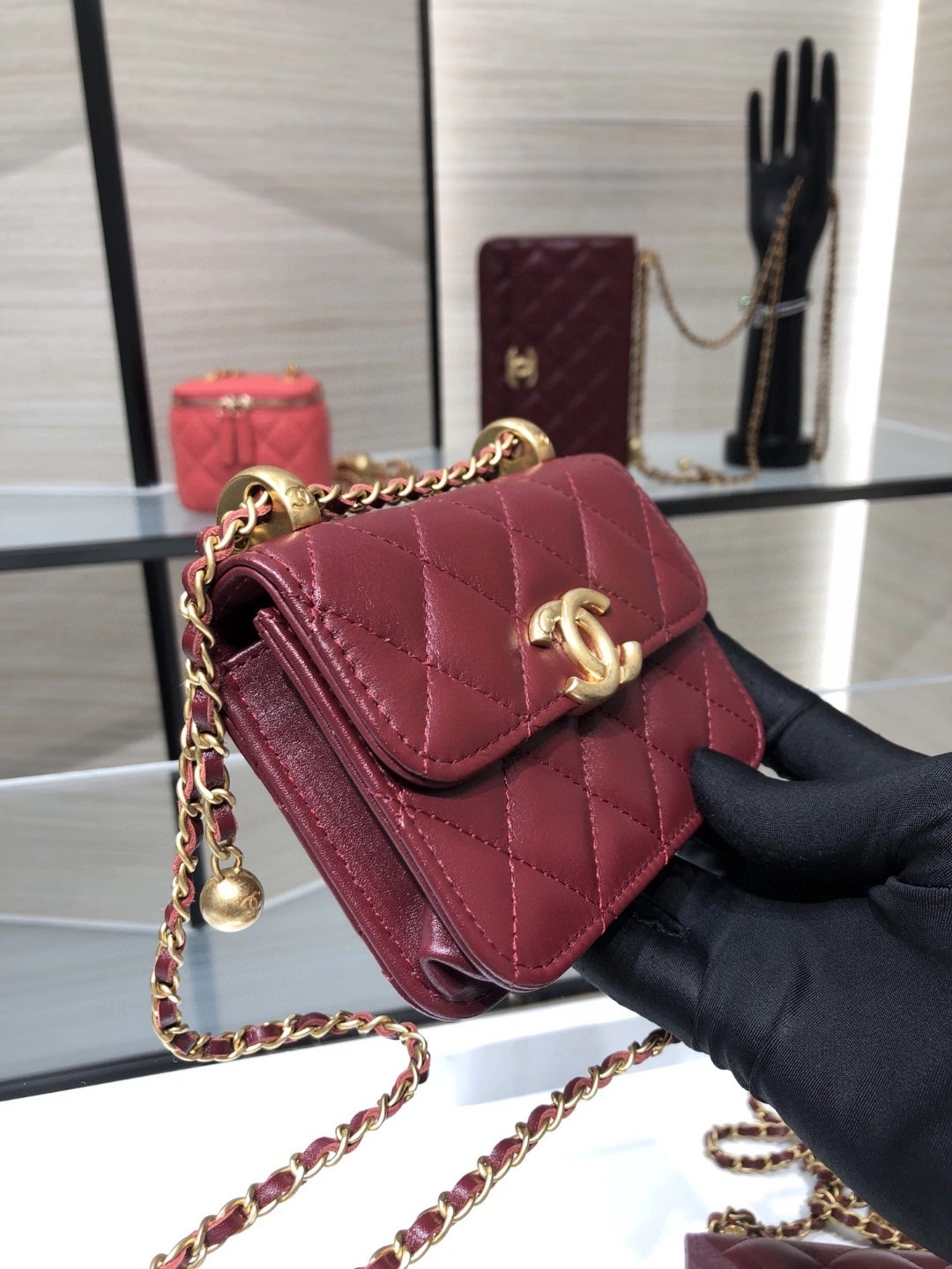 MOMO- AP2290 cowhide item : B-B00M1848