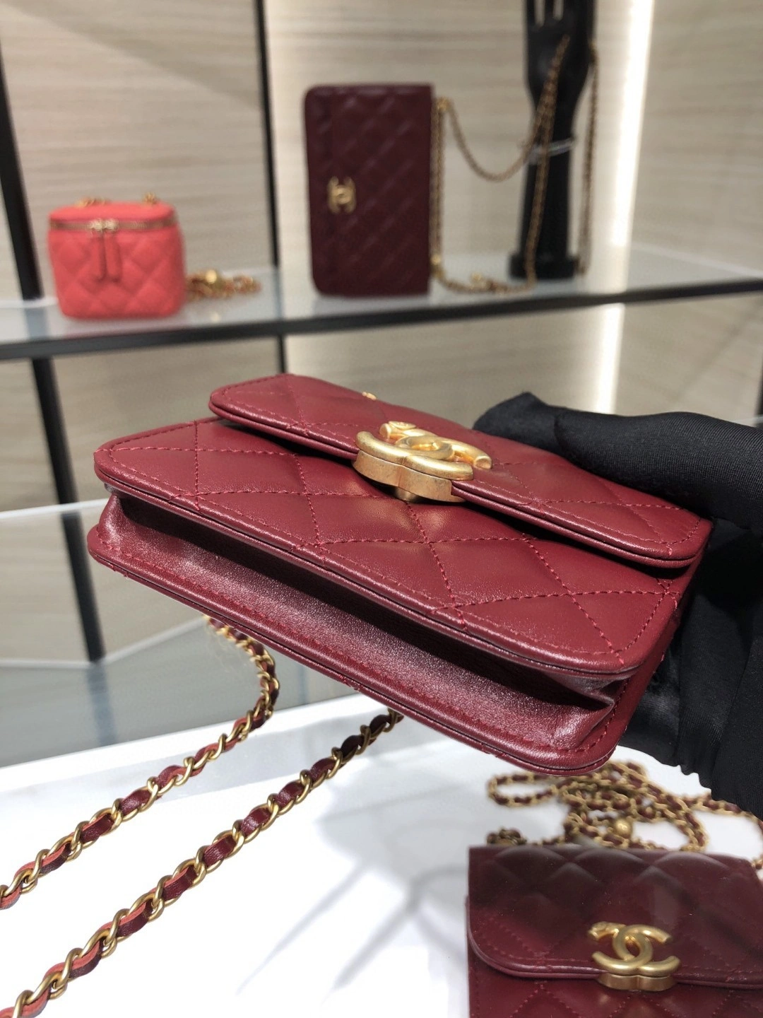 MOMO- AP2290 cowhide item : B-B00M1848