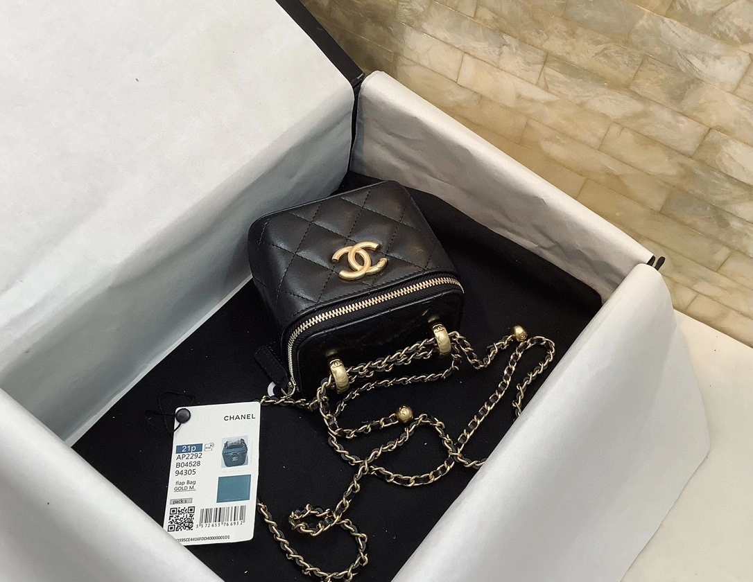 MOMO- AP2292 cowhide item : B-B307M1854