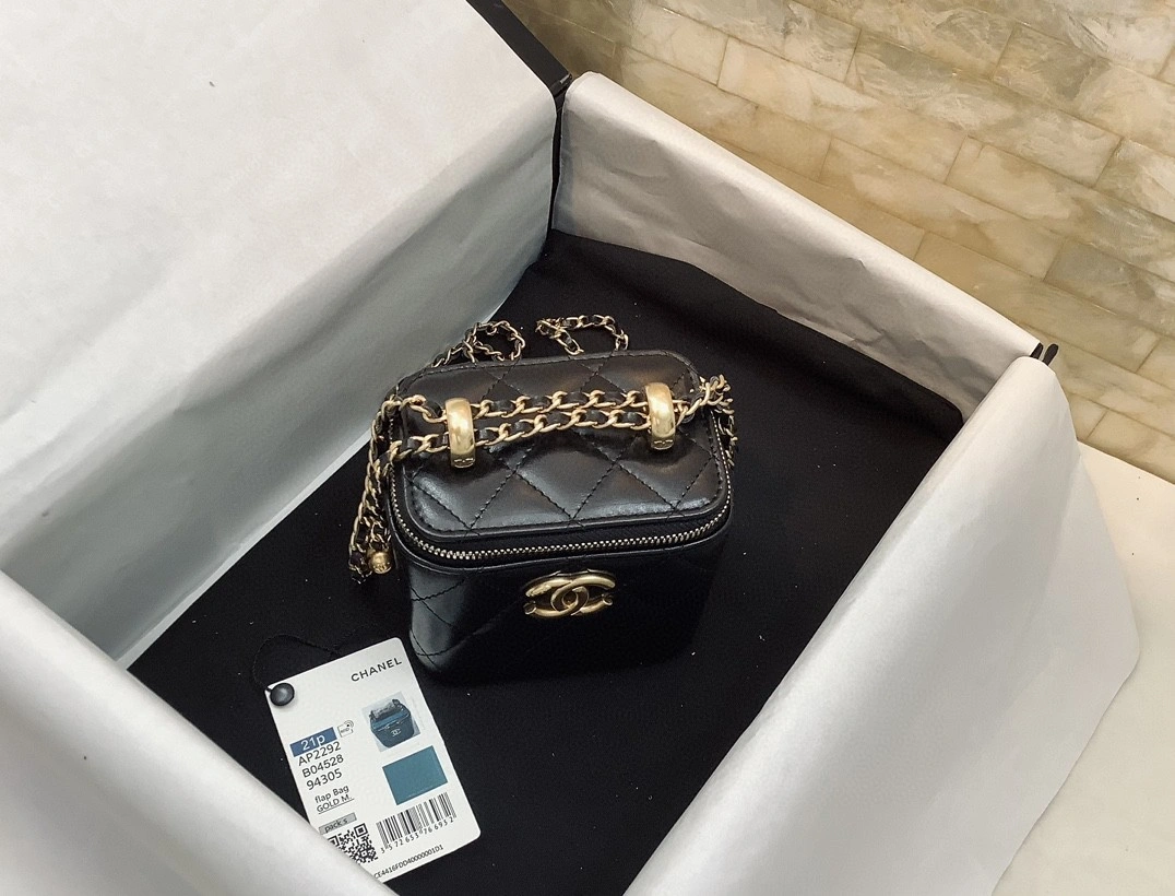 MOMO- AP2292 cowhide item : B-B307M1854