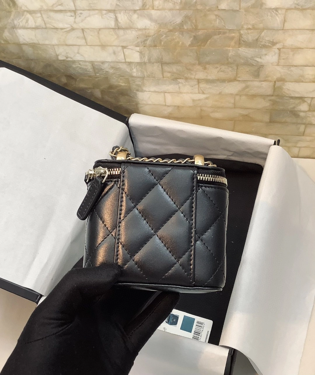 MOMO- AP2292 cowhide item : B-B307M1854