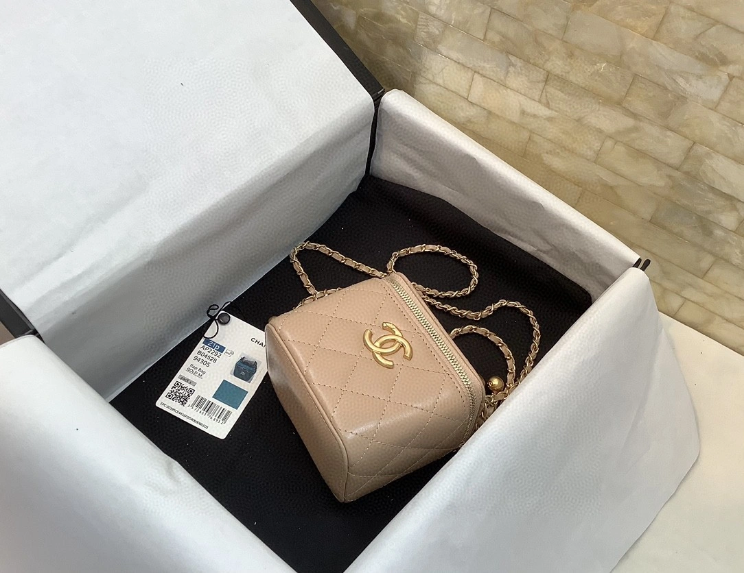 MOMO- AP2292 cowhide item : B-B307M1907