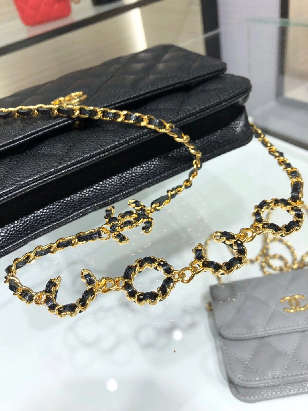 MOMO- AP2298 Calfskin woc item : B-B00M2508