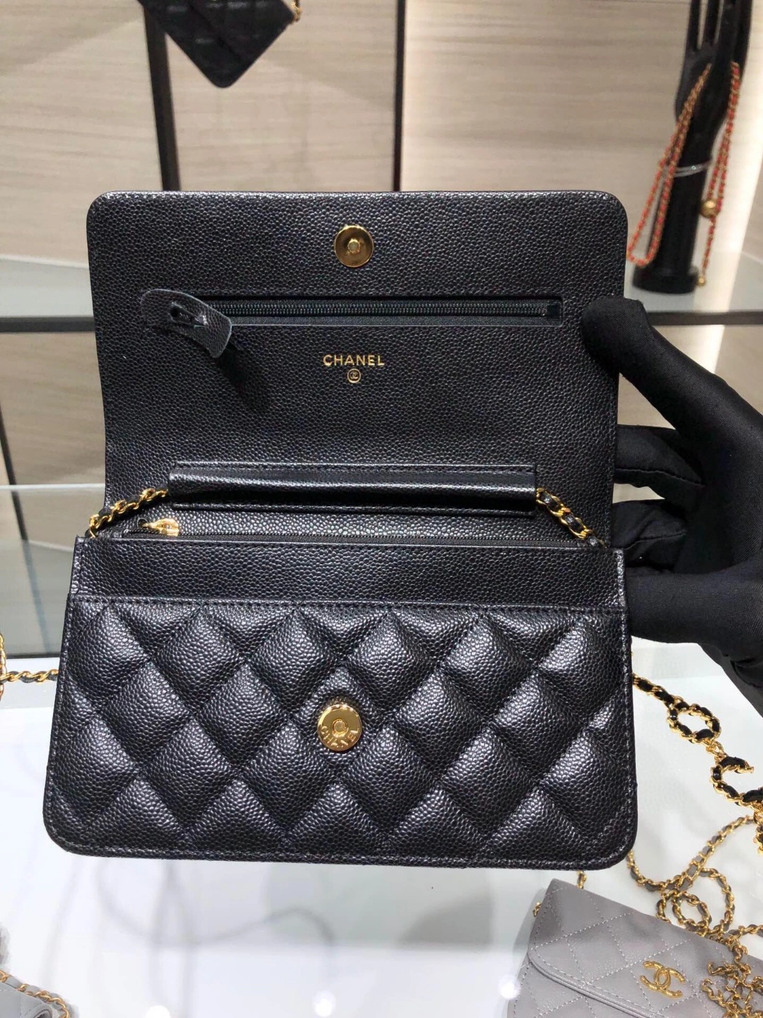 MOMO- AP2298 Calfskin woc item : B-B00M2508
