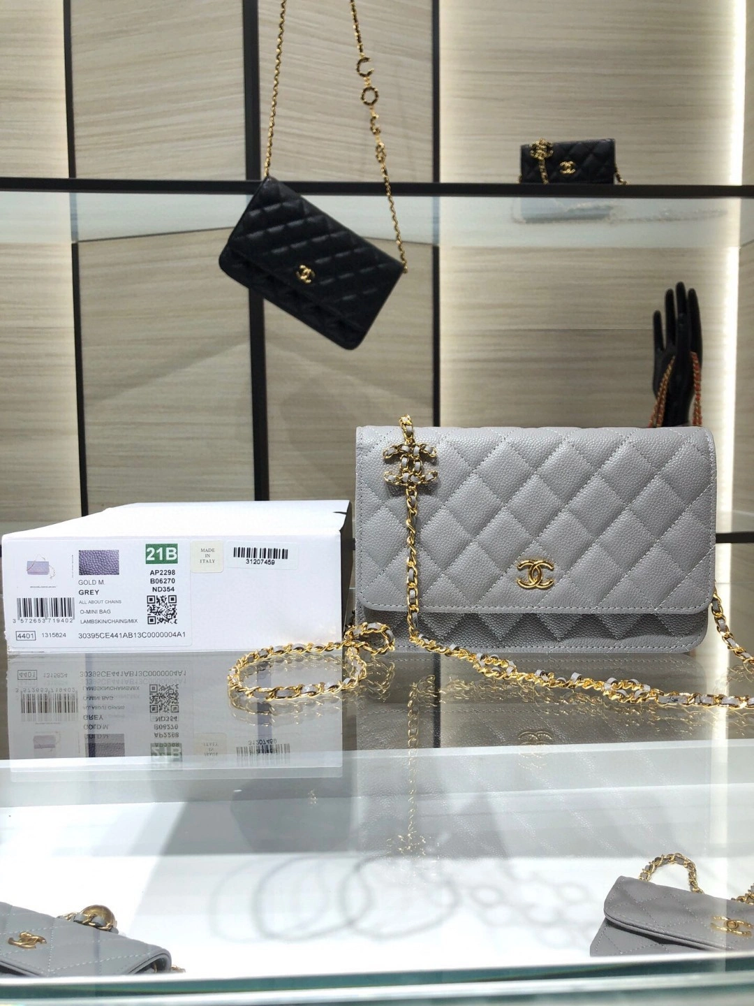 MOMO- AP2298woc Calfskin item : B-B00M2515
