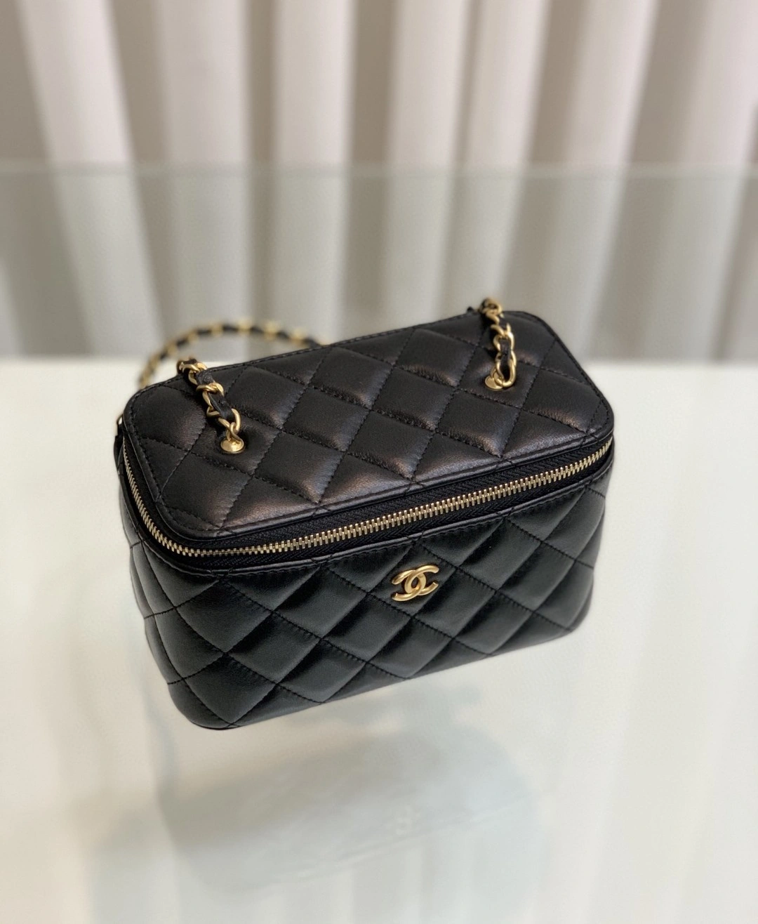 MOMO- AP2303-B08034-94305 item : B-B202D2921W