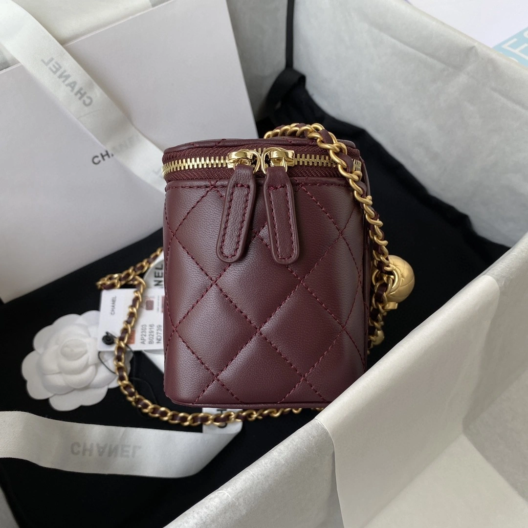 MOMO- AP2303 sheephide item : B-B370M1816