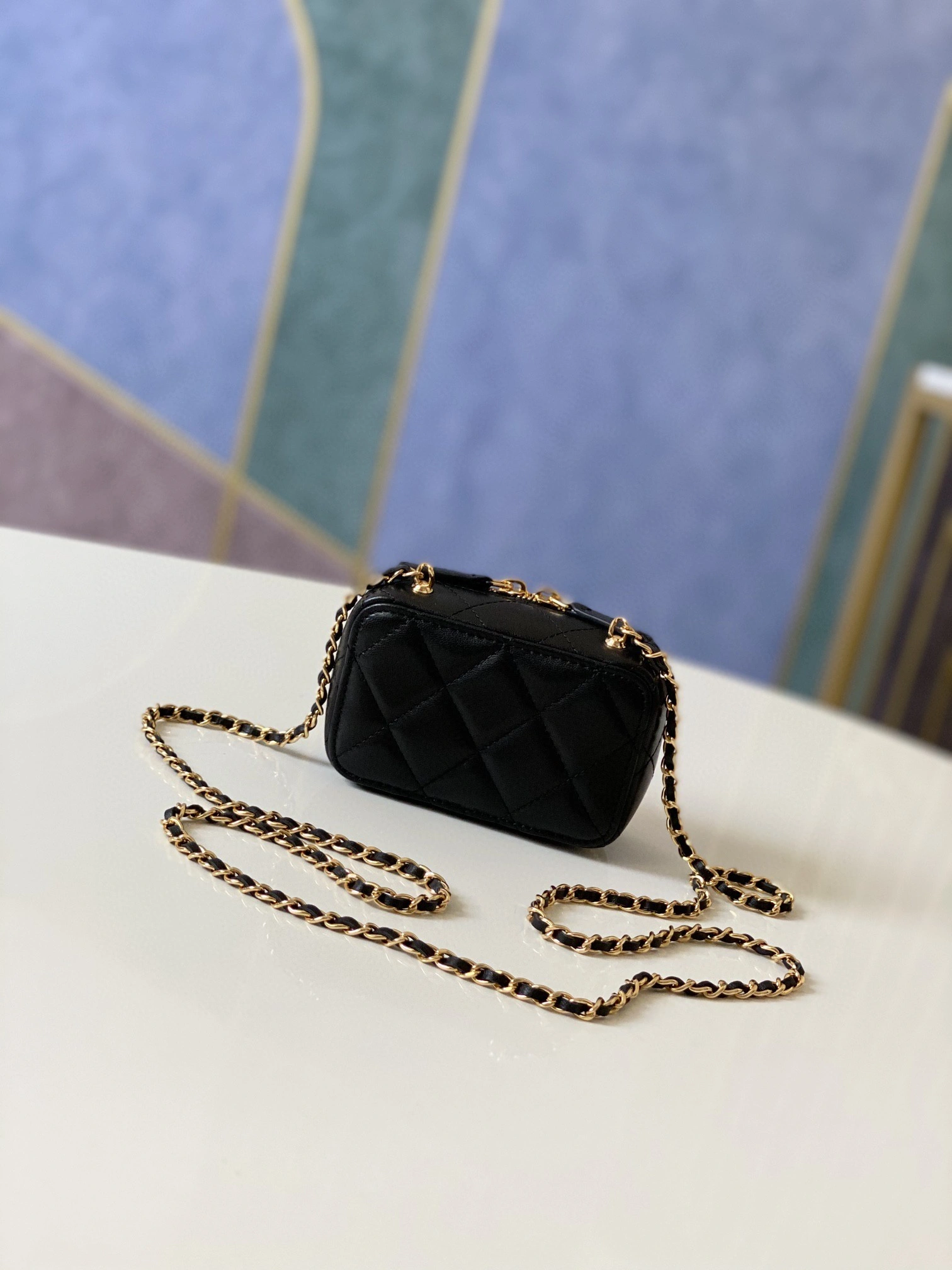 MOMO- AP2393 item : B-B00M1906