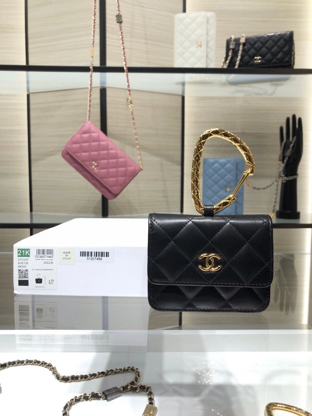 MOMO- AP2397 Lambskin item : B-B00M1601