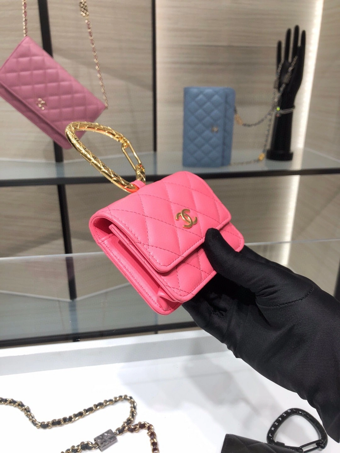 MOMO- AP2397 Lambskin item : B-B00M1645