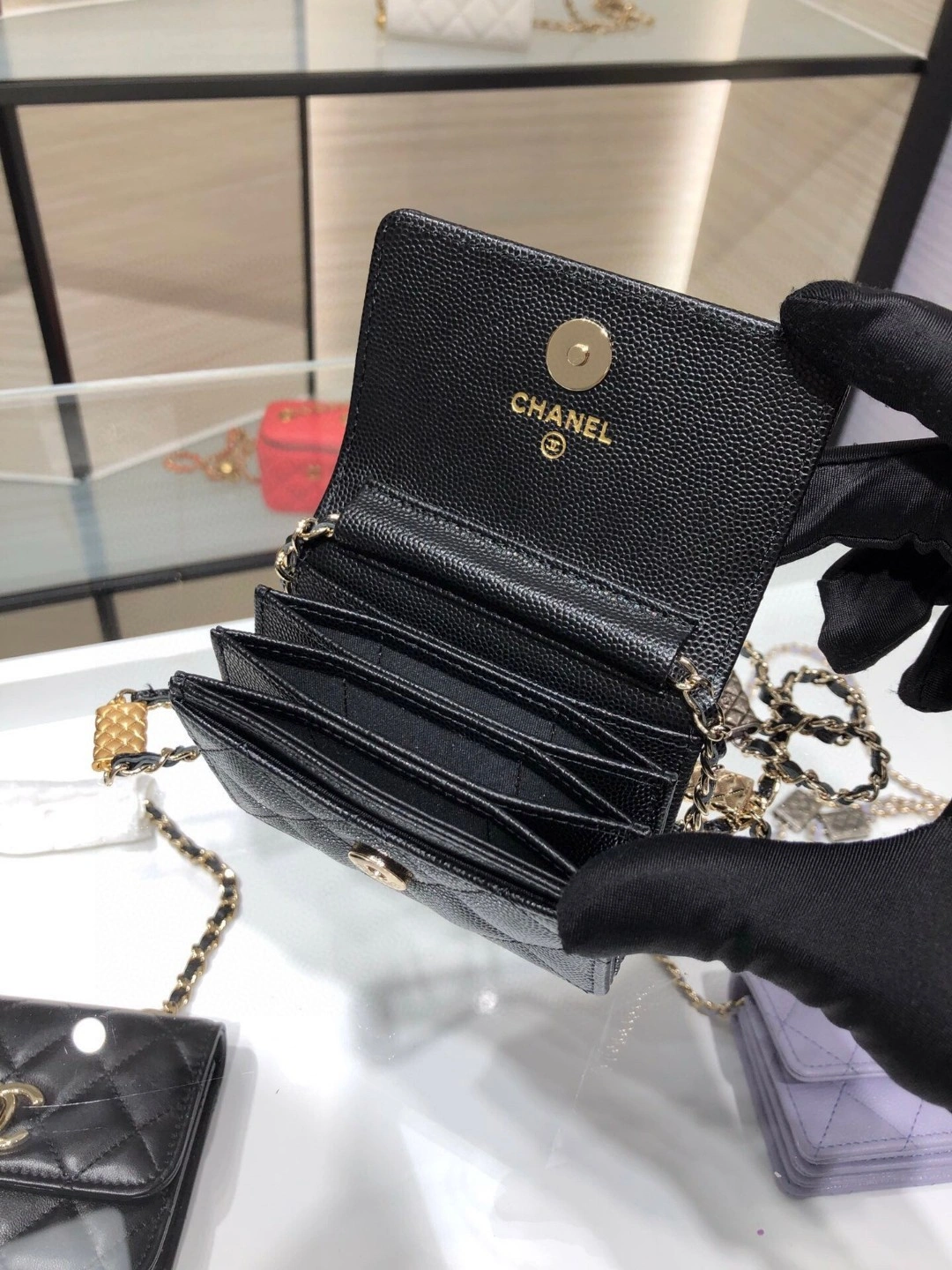 MOMO- AP2444 coco item : B-B00M1801