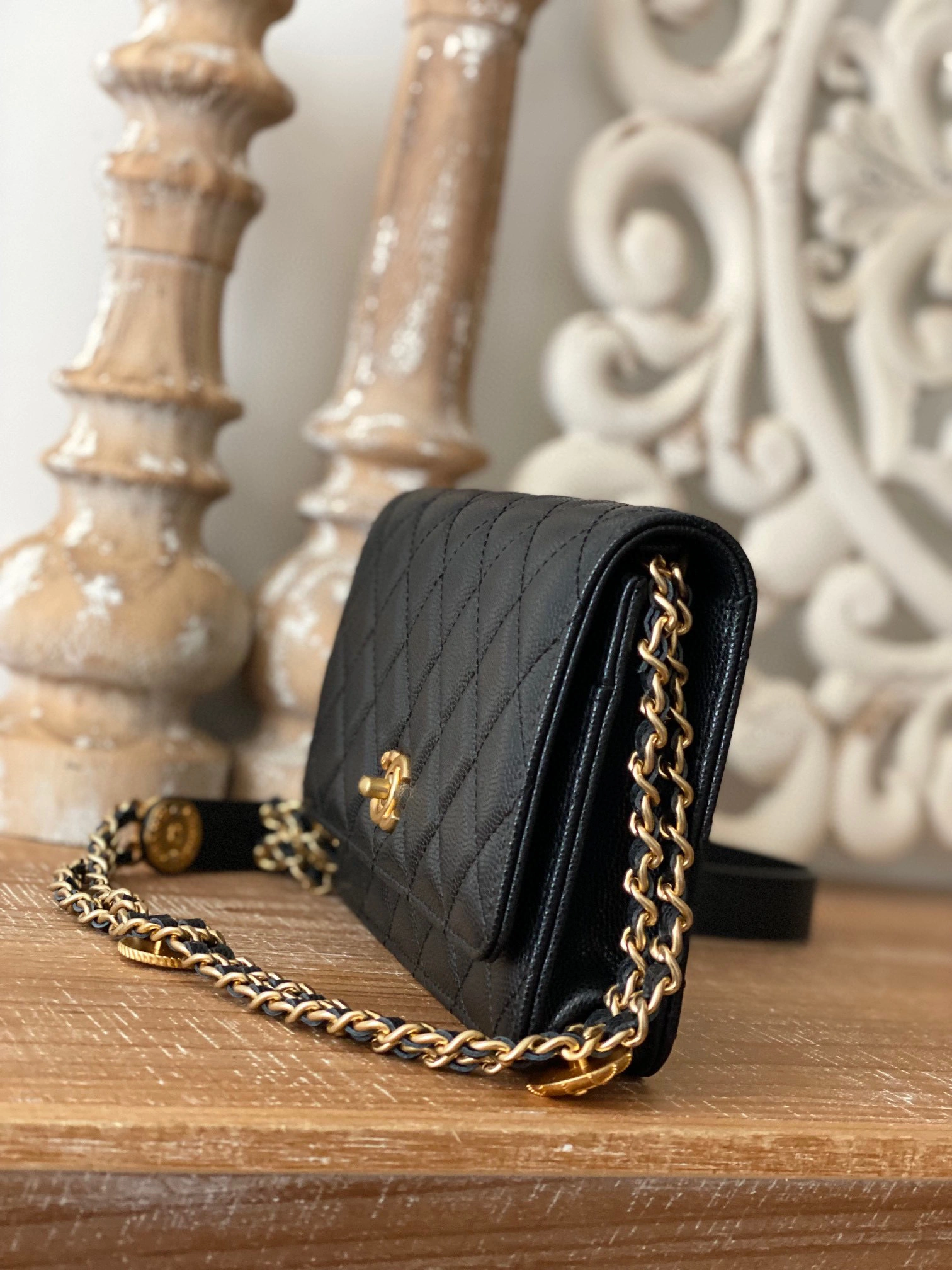 MOMO- AP2840-B08447-94305 22A cowhide item：B-B000F2920C