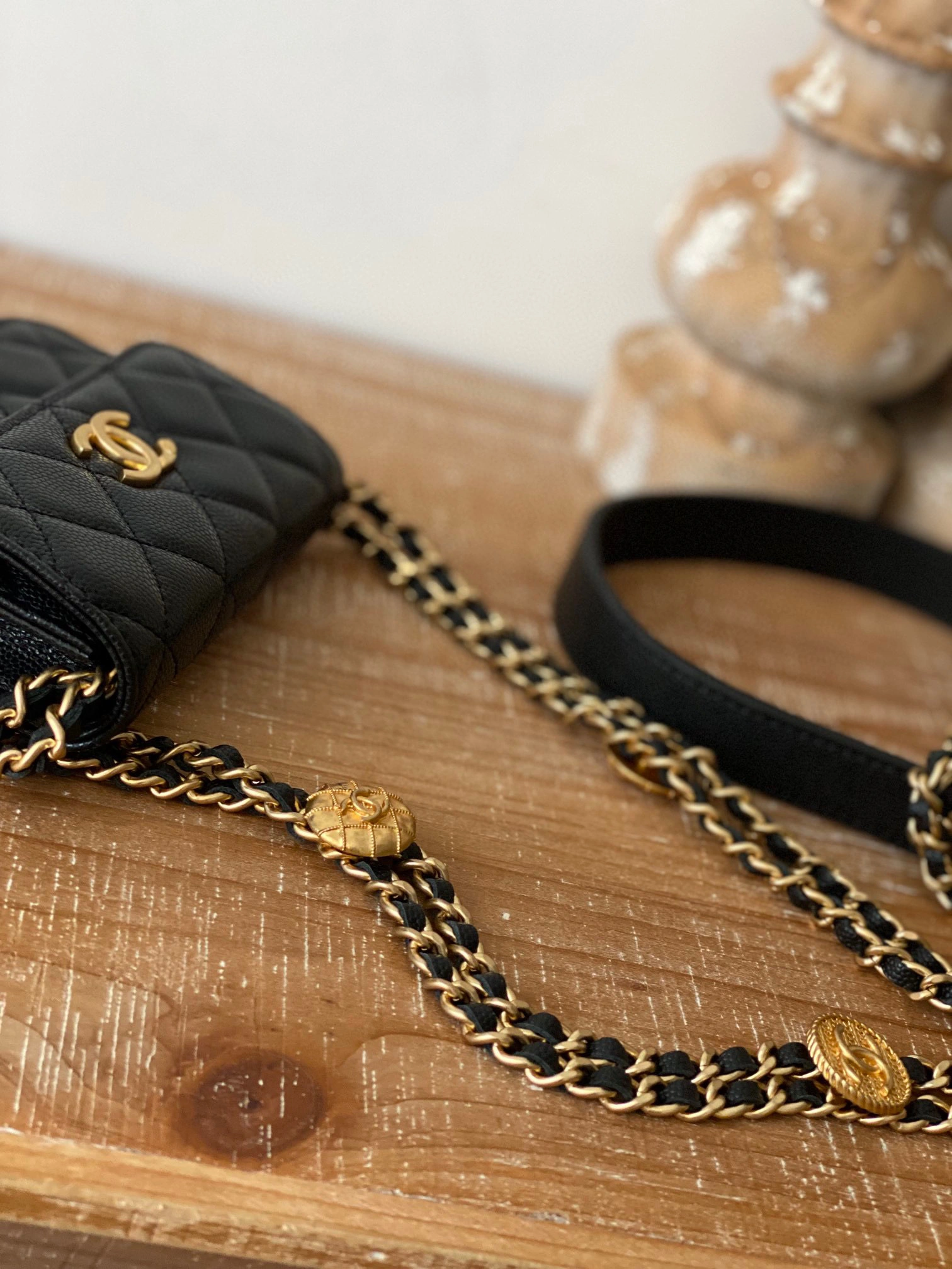 MOMO- AP2857-B08447-943059 22A cowhide item：B-B000F2919C