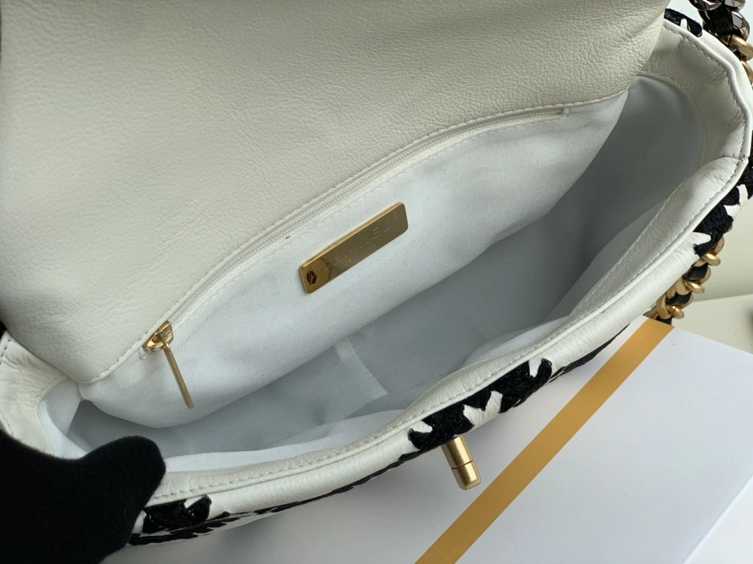 MOMO- AS1160 cowhide item : B-B307B0825