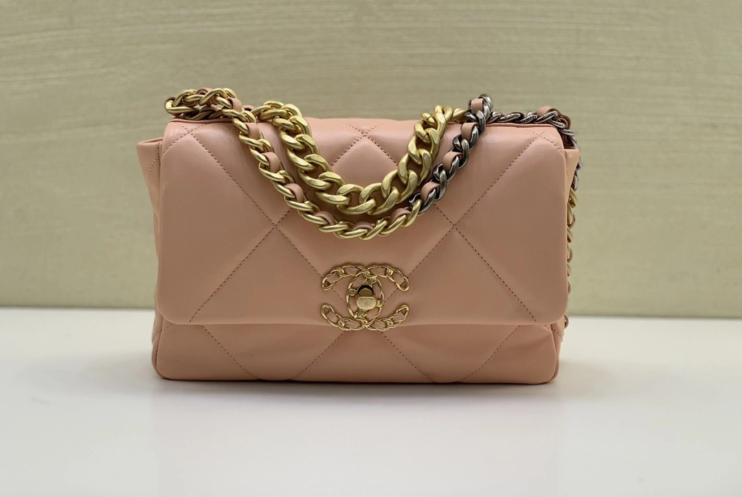 MOMO- AS1160 sheephide 19Bag item : B-B063M2802