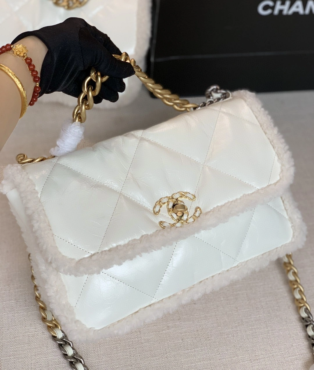 MOMO- AS1160 sheephide 19bag item : B-B321B0809