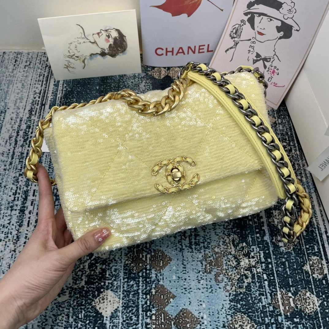 MOMO- AS1160 sheephide item : B-B307M1648