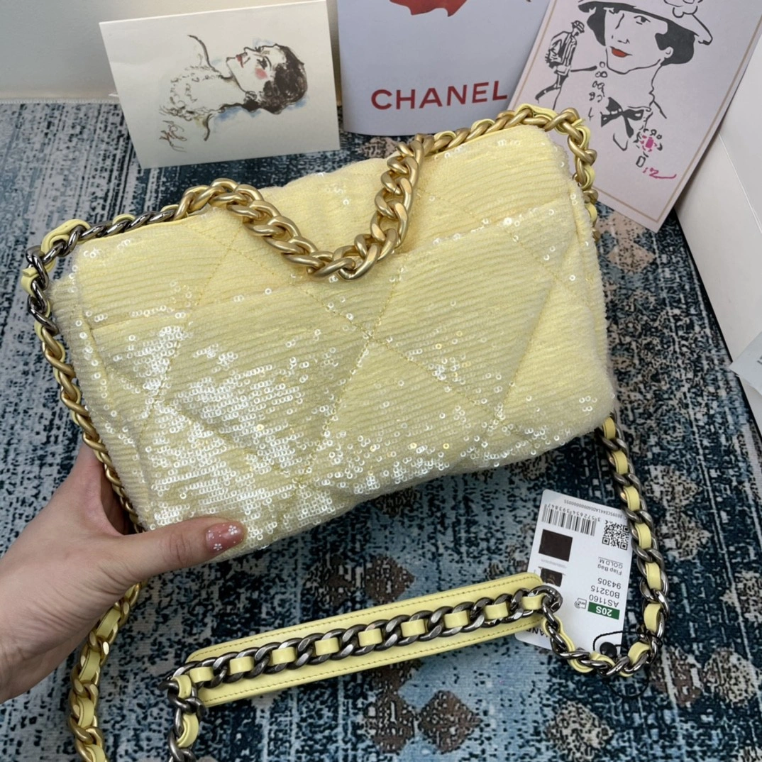 MOMO- AS1160 sheephide item : B-B307M1648