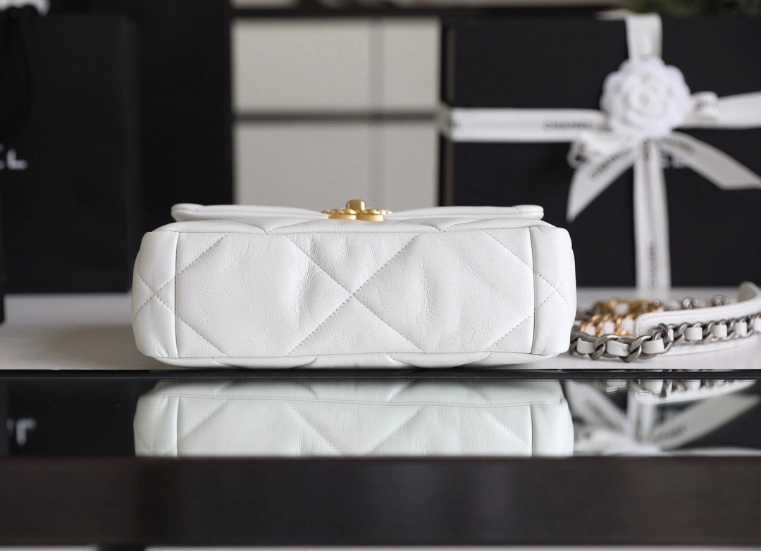 MOMO- AS1161 B01564 10601 goatskin item : B-B598E1605S