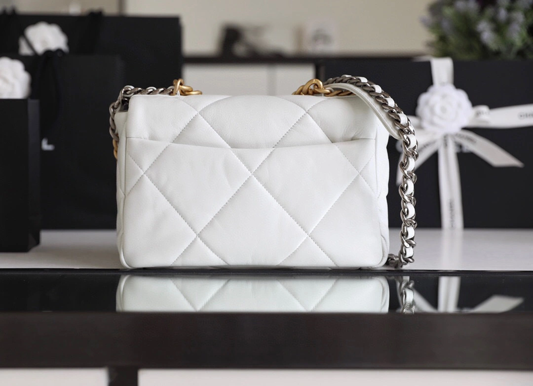 MOMO- AS1161 B01564 10601 goatskin item : B-B598E1605S