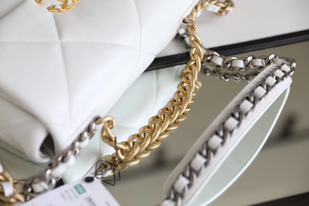 MOMO- AS1161 B01564 10601 goatskin item : B-B598E1605S