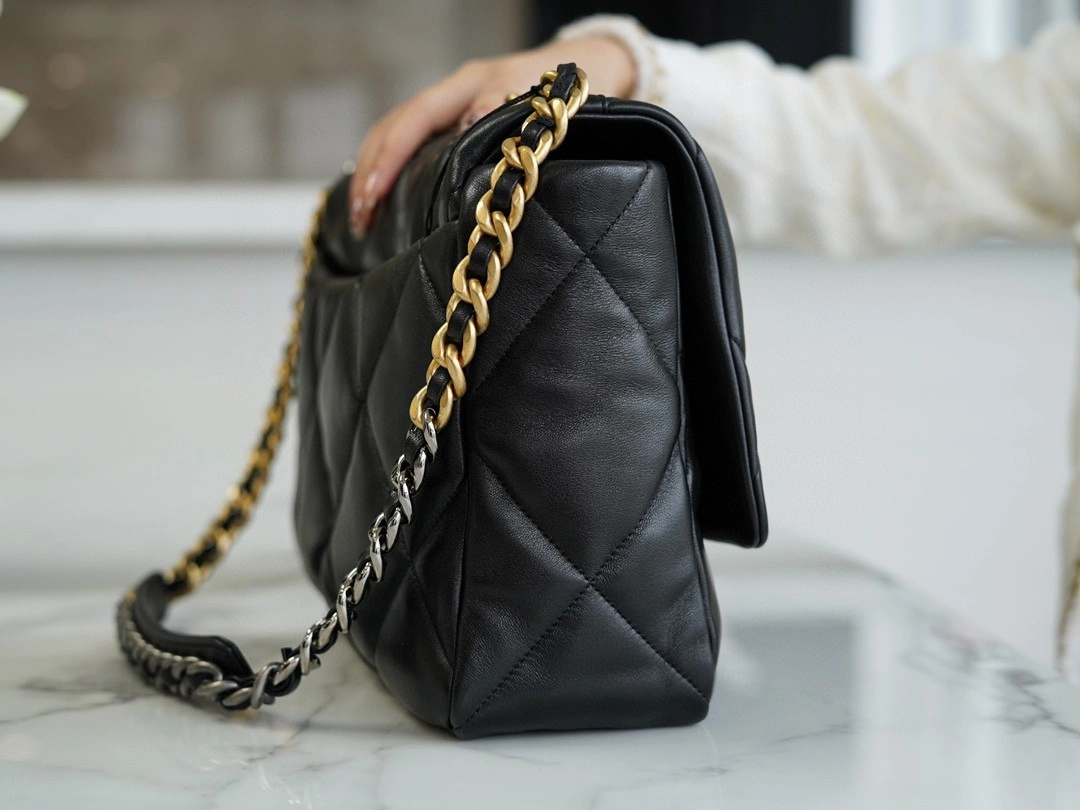 MOMO- AS1162 19bag item : B-B00M2012
