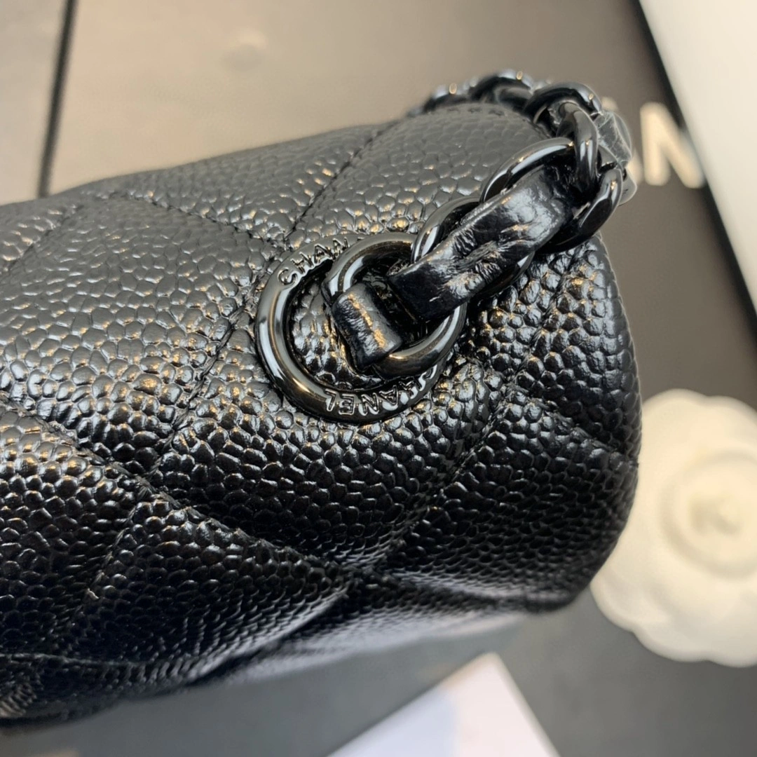 MOMO- AS1784 cowhide item : B-B00M1951