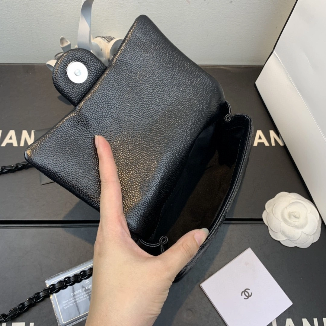 MOMO- AS1784 cowhide item : B-B00M1951