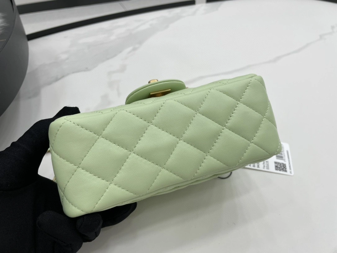 MOMO- AS1786 sheephide item : B-B307M1630