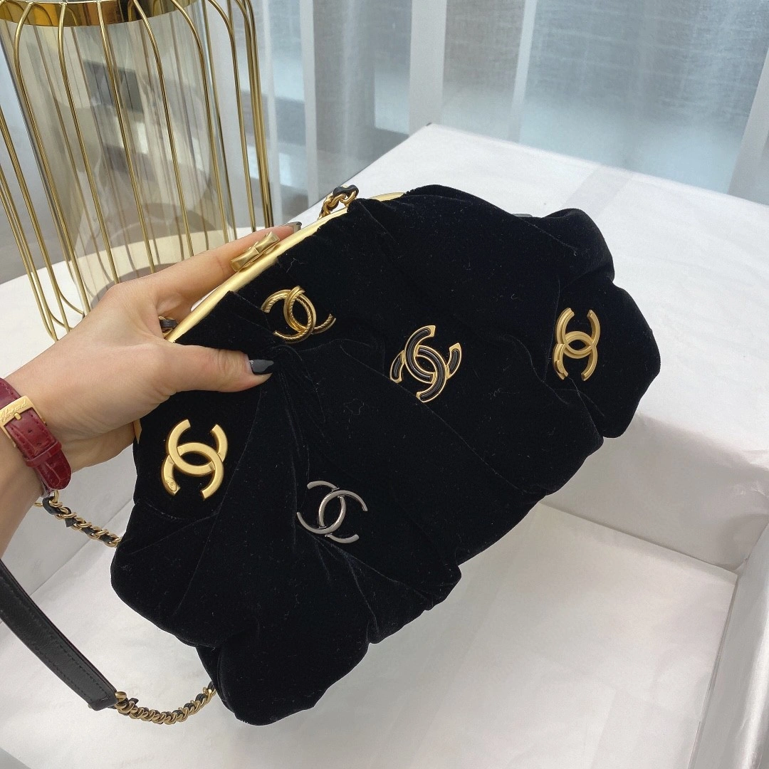 MOMO- AS2137 item : B-B370B0818