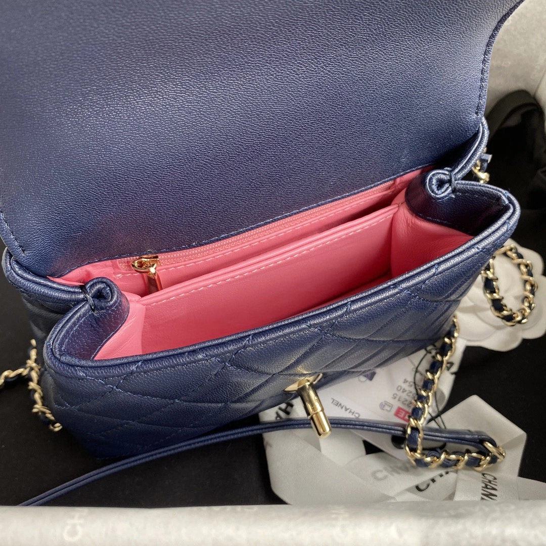 MOMO- AS2215 sheephide item : B-B307M1737