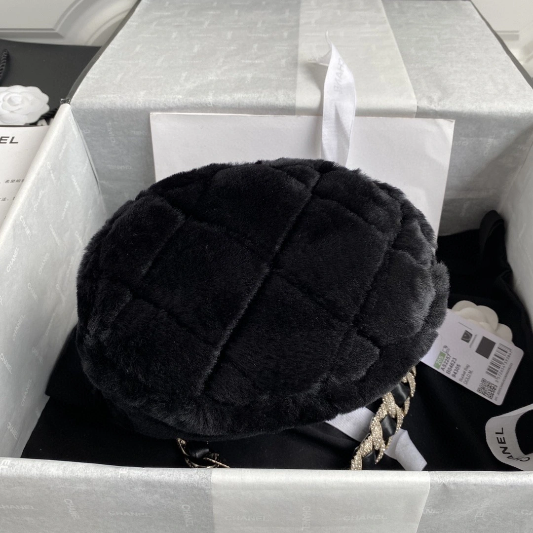 MOMO- AS2257 sheephide Fur bag item : B-B370M2807