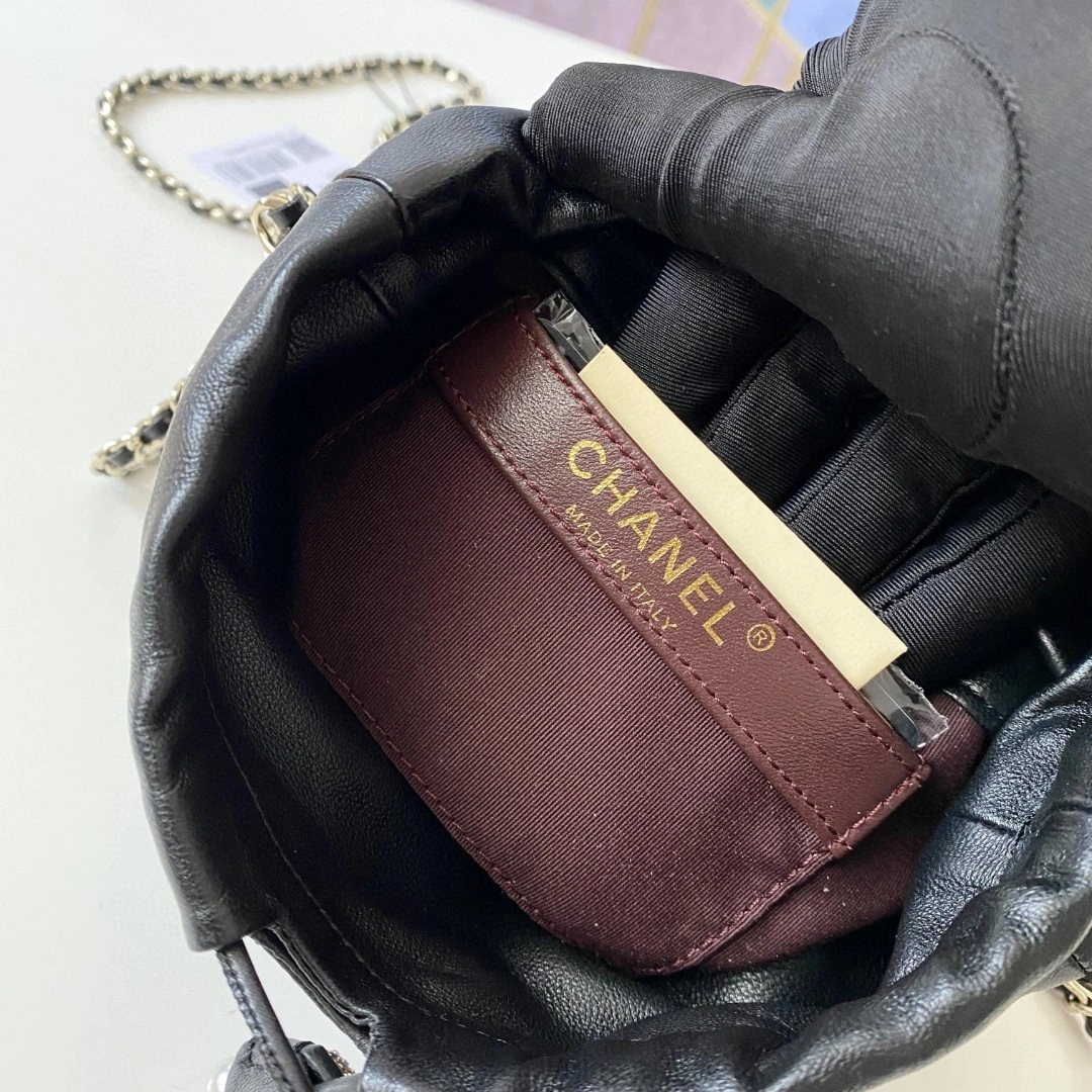 MOMO- AS2313 Lambskin item : B-B00M2053