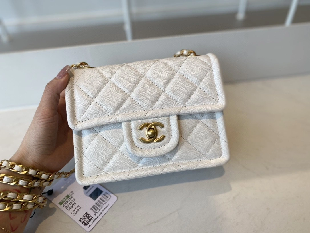 MOMO- AS2356 Calfskin item : B-B370M2810