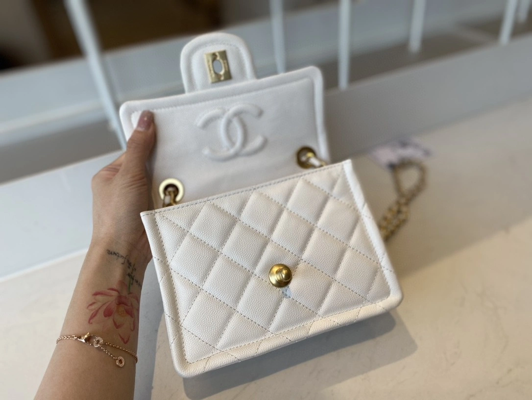 MOMO- AS2356 Calfskin item : B-B370M2810
