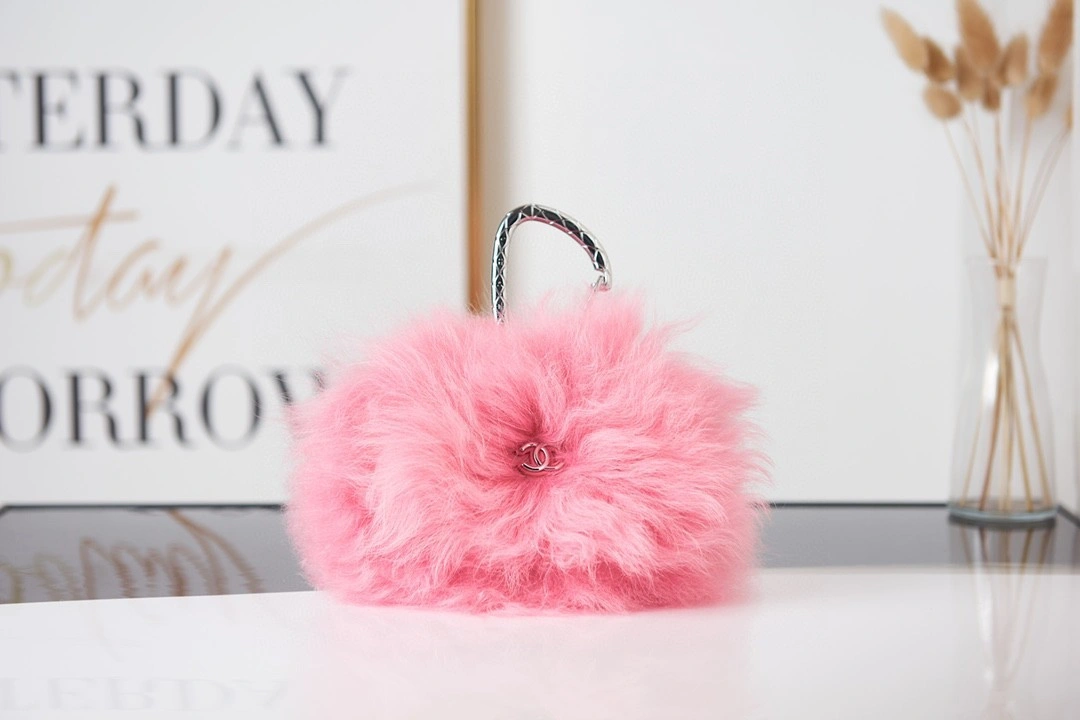 MOMO- AS2397 sheephide item : B-B321B0807