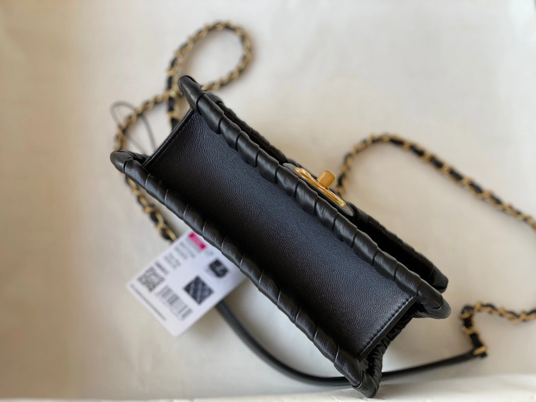 MOMO- AS2495-B07252-94305 sheephide item：B-B370F1005C