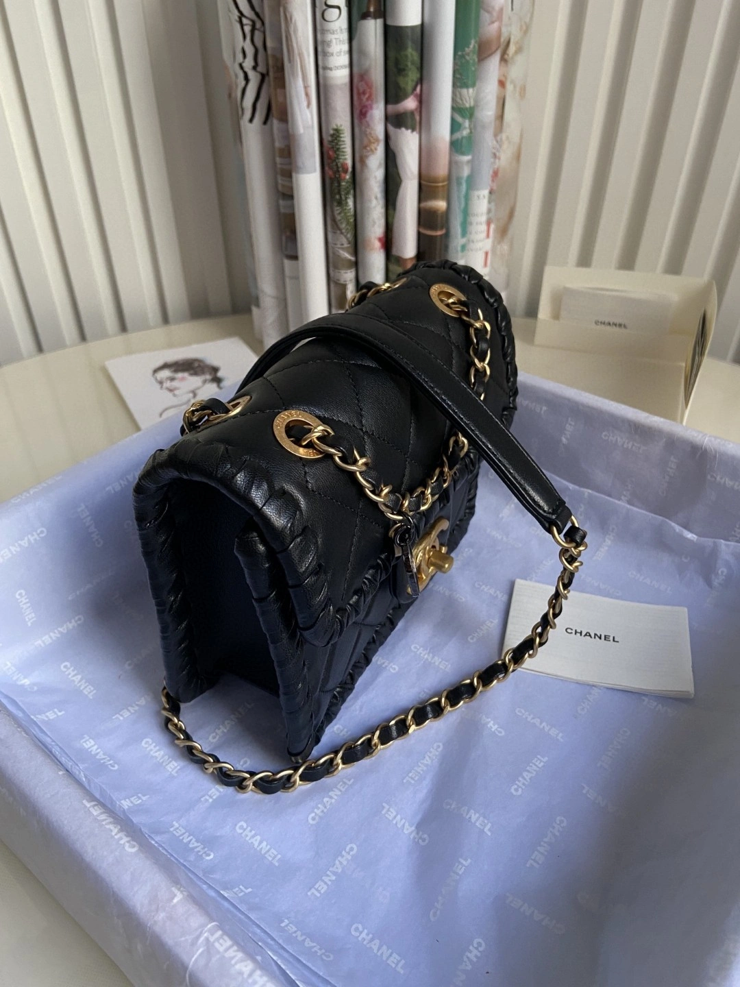 MOMO- AS2495 sheephide item : B-B307M2812